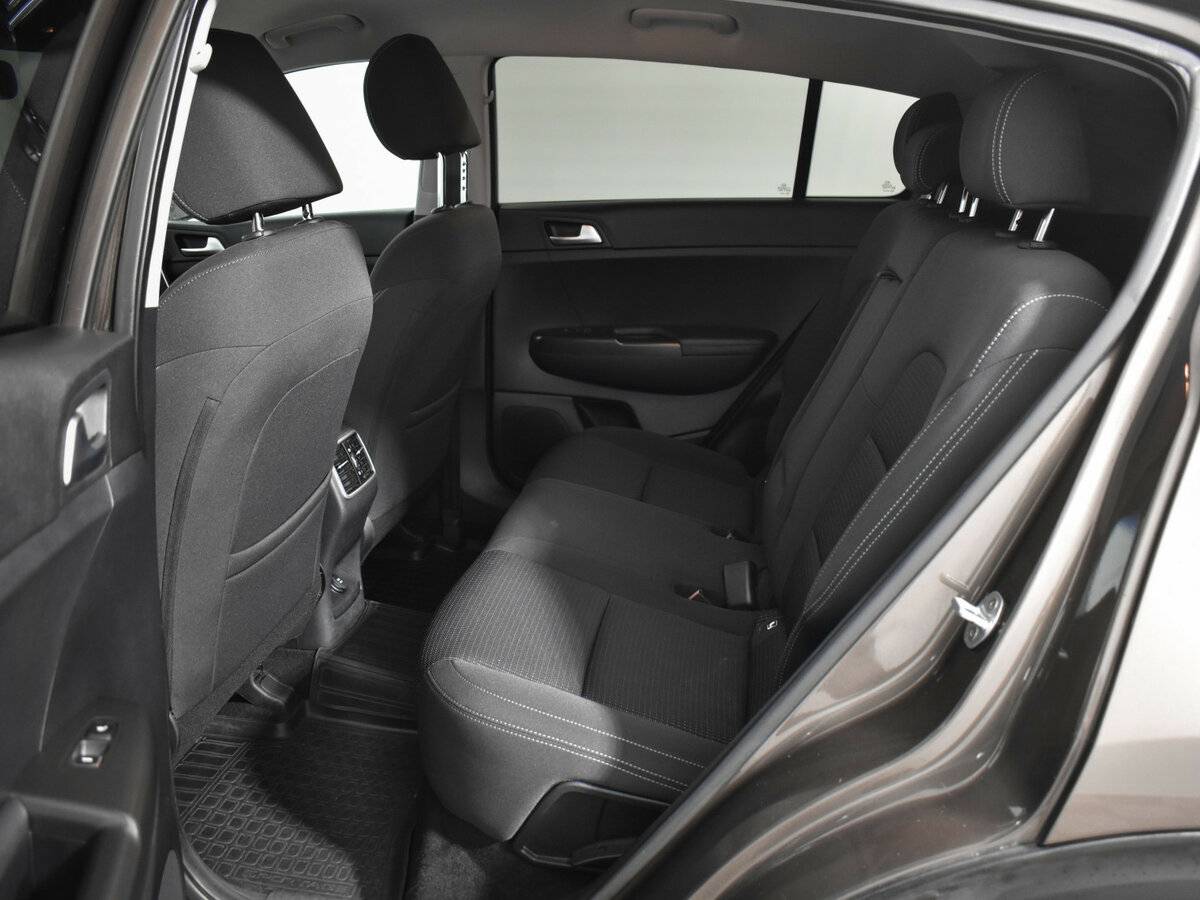Купить Kia Sportage с пробегом. Фото: #10