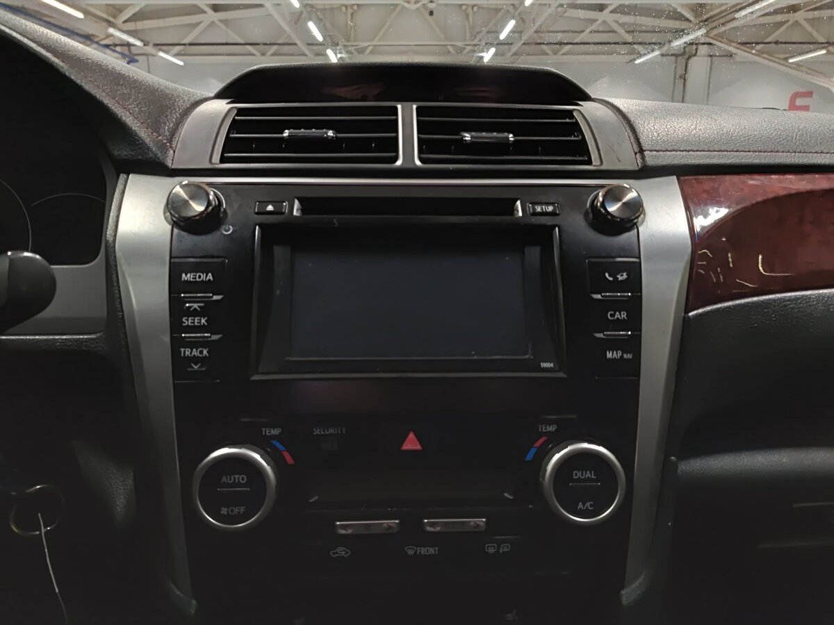 Купить Toyota Camry с пробегом. Фото: #14