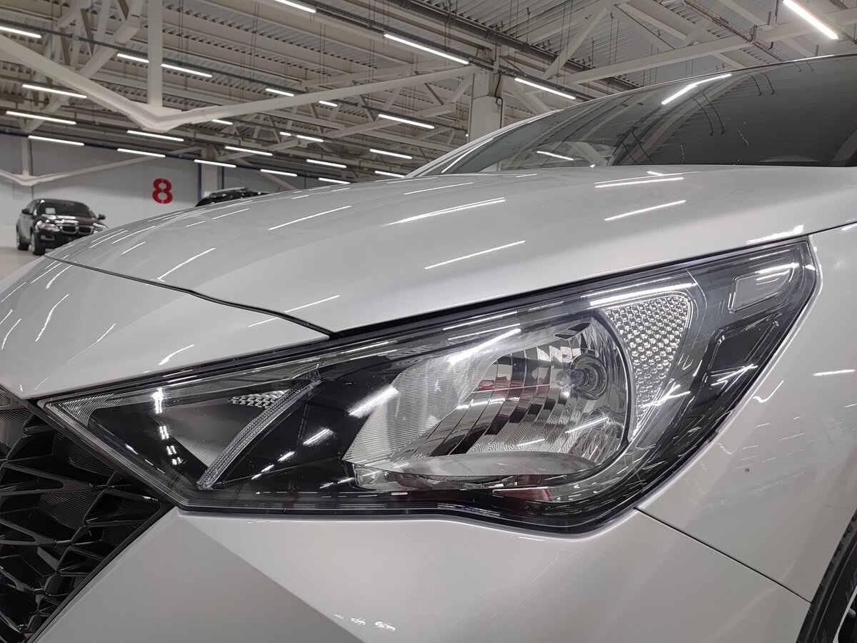 Купить Solaris HS с пробегом. Фото: #16