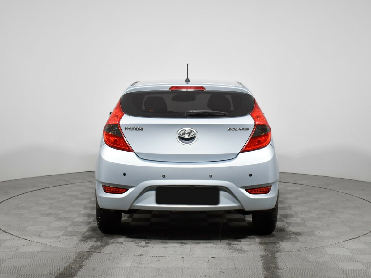 Купить Hyundai Solaris с пробегом. Фото: #5