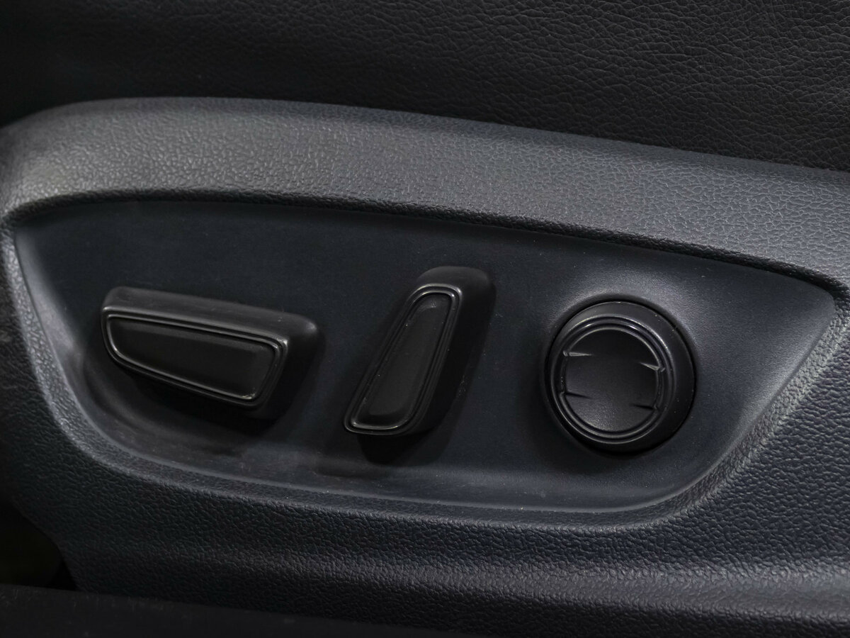 Купить Toyota Camry с пробегом. Фото: #15