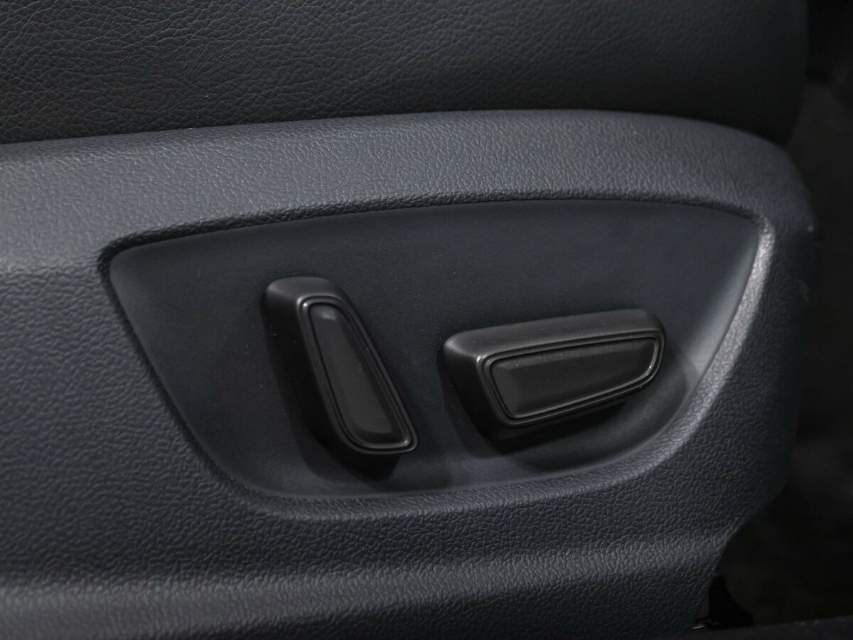 Купить Toyota Camry с пробегом. Фото: #16