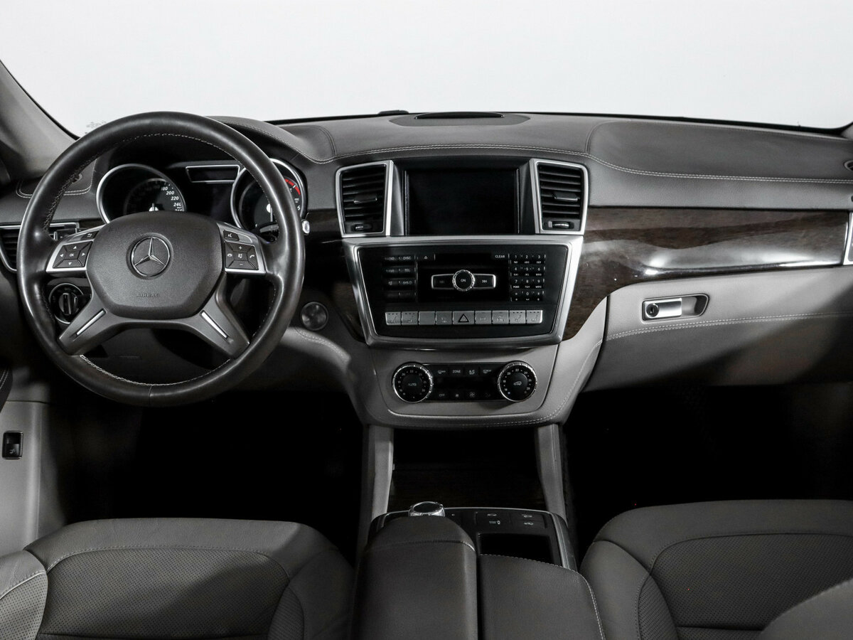 Купить Mercedes-Benz M-Класс с пробегом. Фото: #11