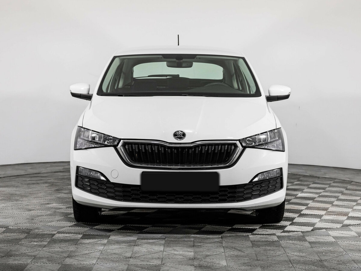 Купить Skoda Rapid с пробегом. Фото: #1