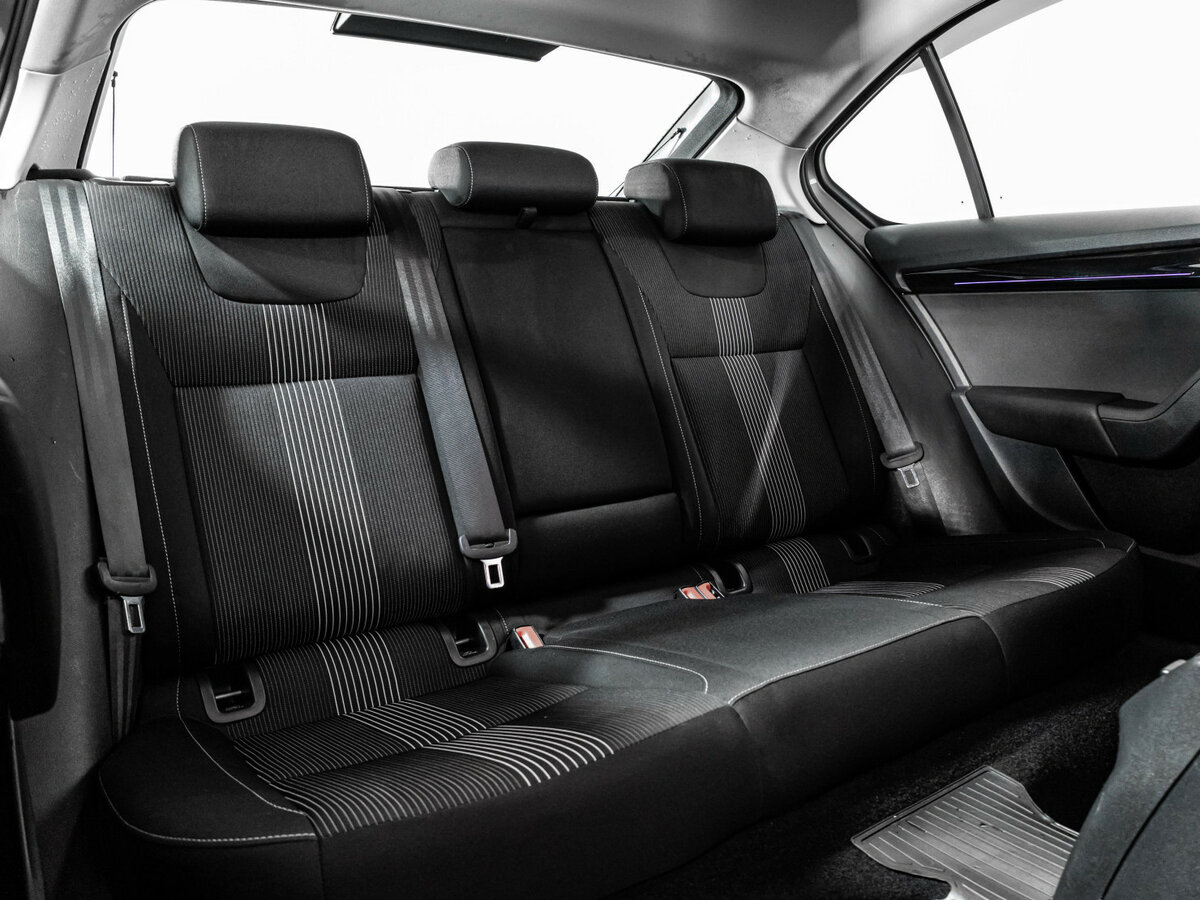 Купить Skoda Octavia с пробегом. Фото: #15