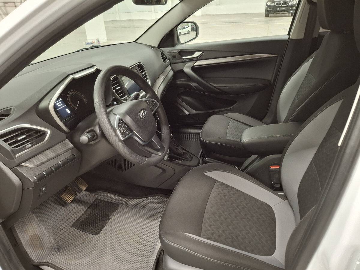 Купить Lada (ВАЗ) Vesta с пробегом. Фото: #15