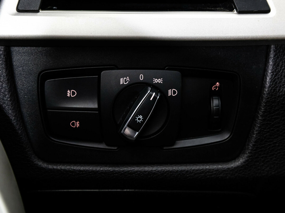 Купить BMW 3 серии с пробегом. Фото: #15