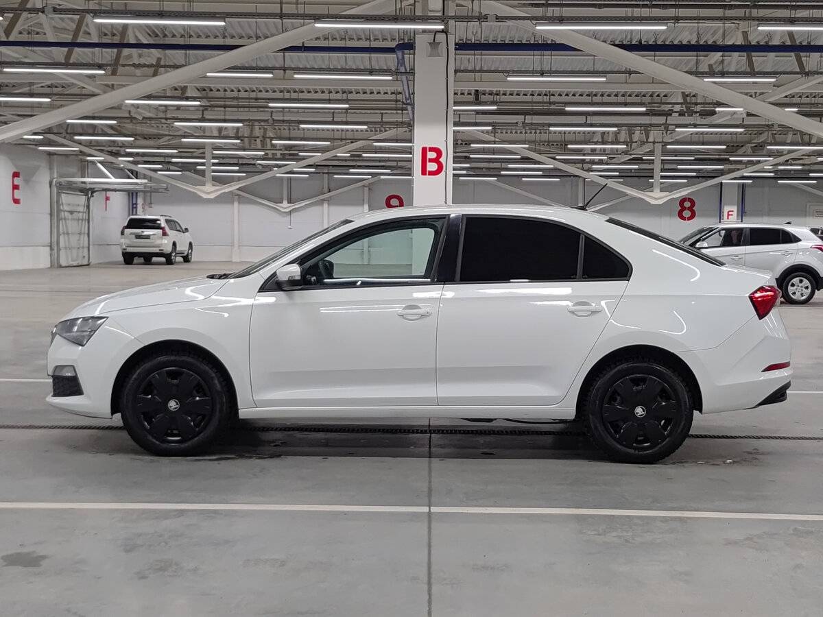 Купить Skoda Rapid с пробегом. Фото: #7