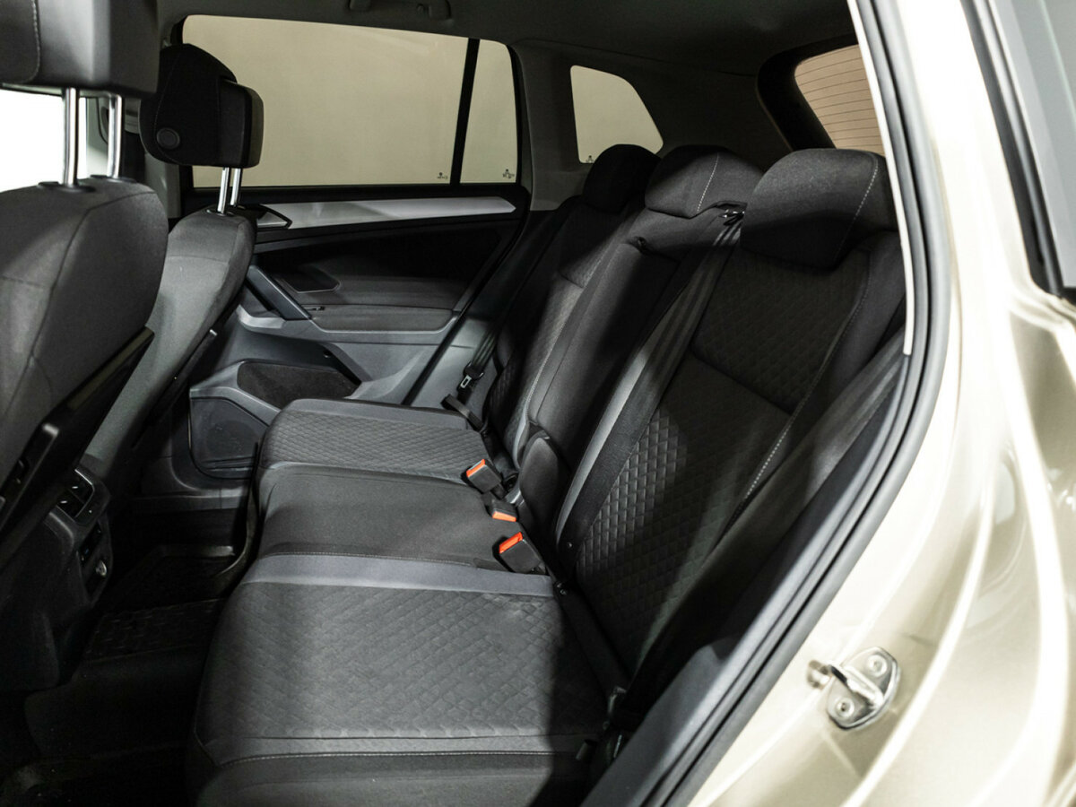 Купить Volkswagen Tiguan с пробегом. Фото: #7