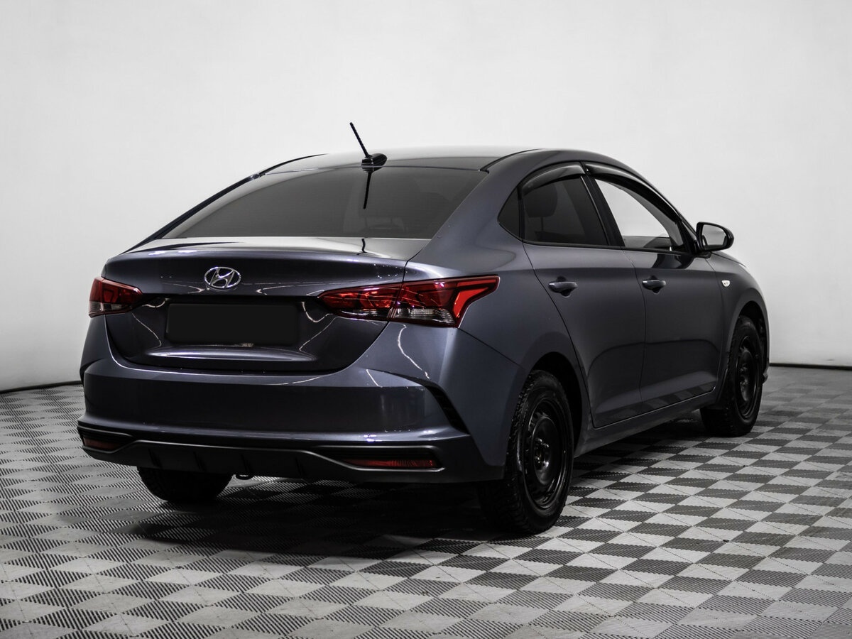 Купить Solaris HS с пробегом. Фото: #4