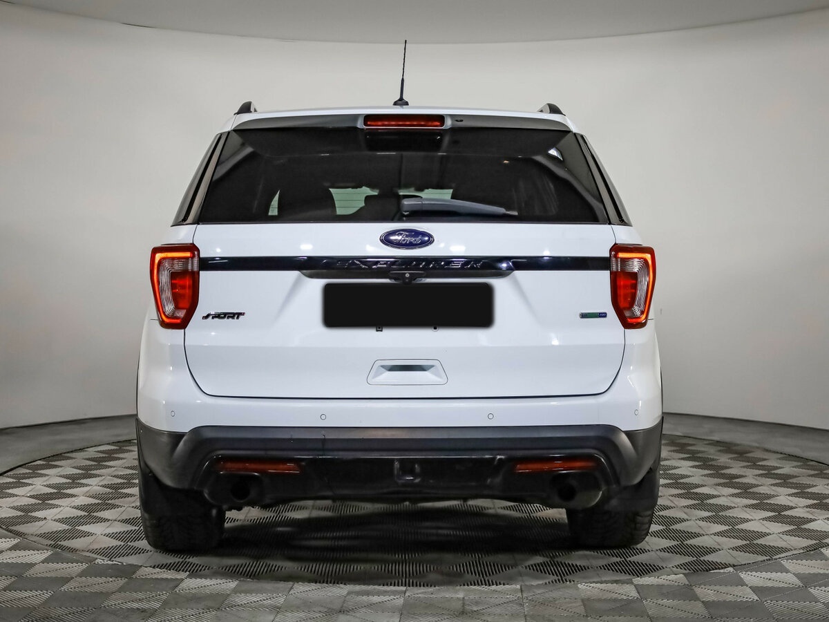 Купить Ford Explorer с пробегом. Фото: #6