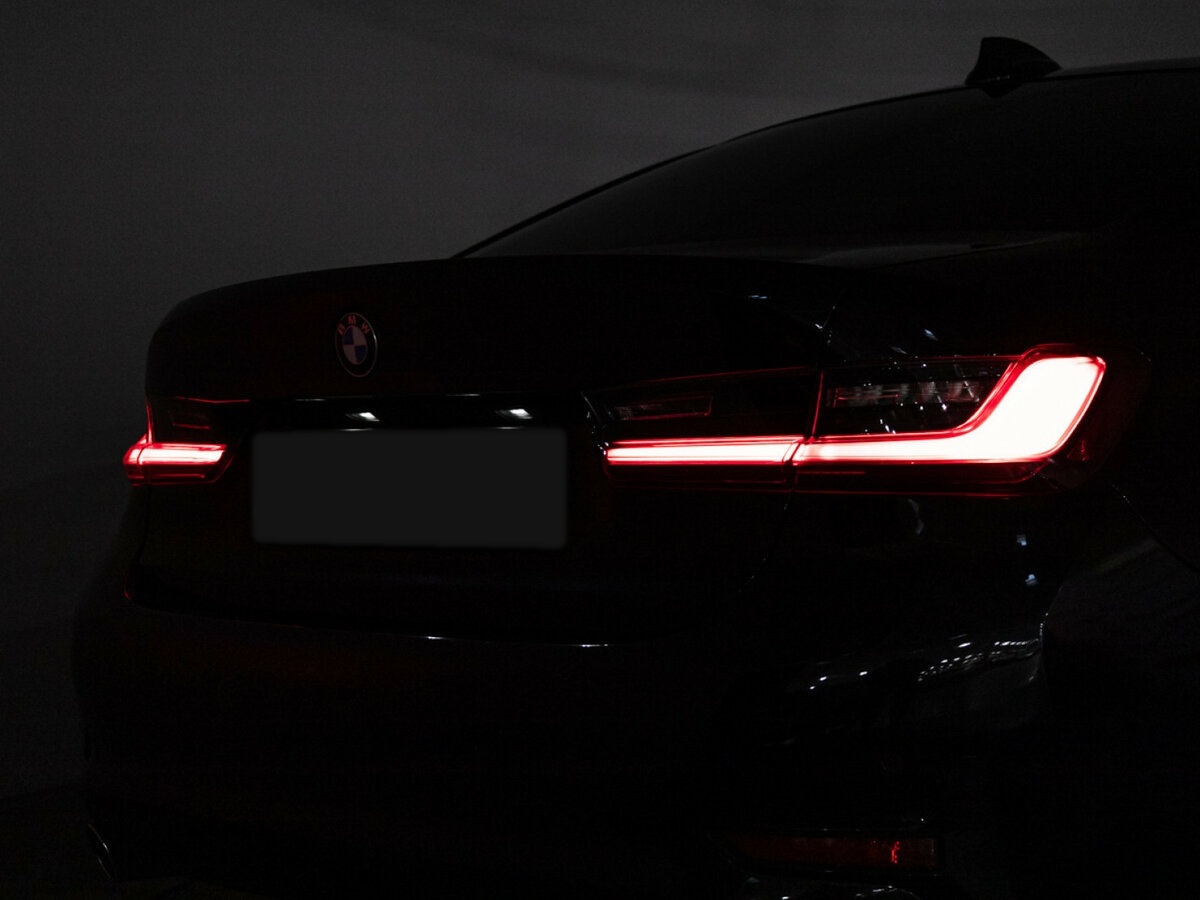 Купить BMW 3 серии с пробегом. Фото: #24