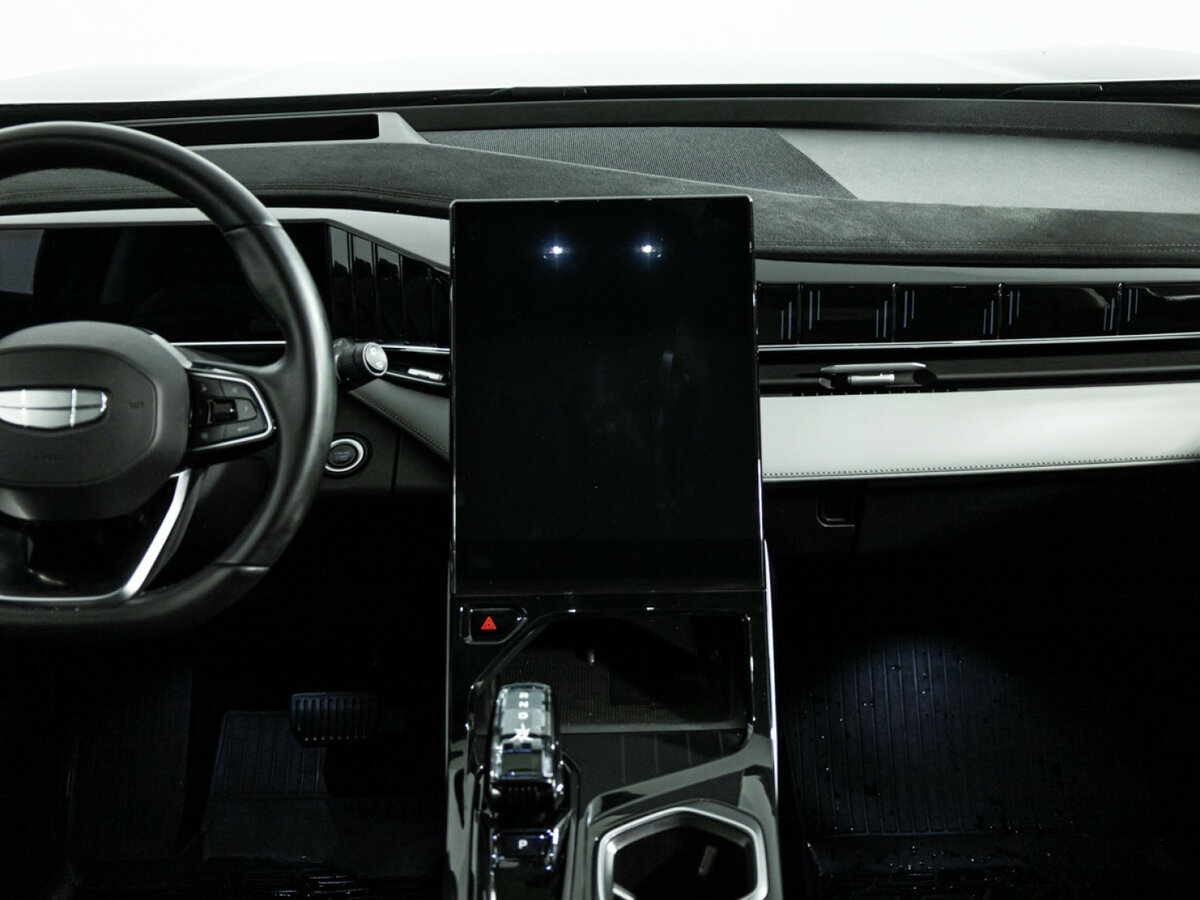 Купить Geely Atlas с пробегом. Фото: #11