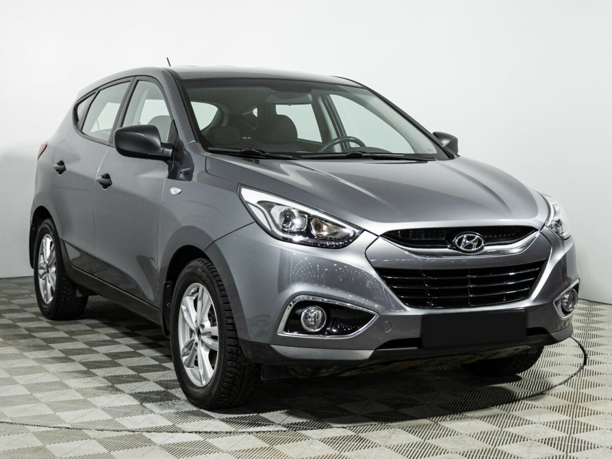Купить Hyundai ix35 с пробегом. Фото: #2