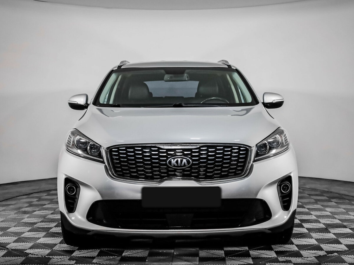 Купить Kia Sorento с пробегом. Фото: #1