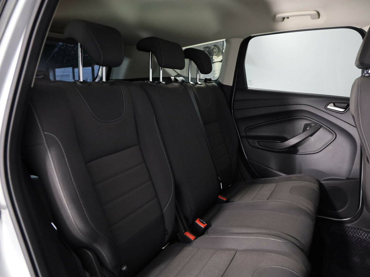 Купить Ford Kuga с пробегом. Фото: #18