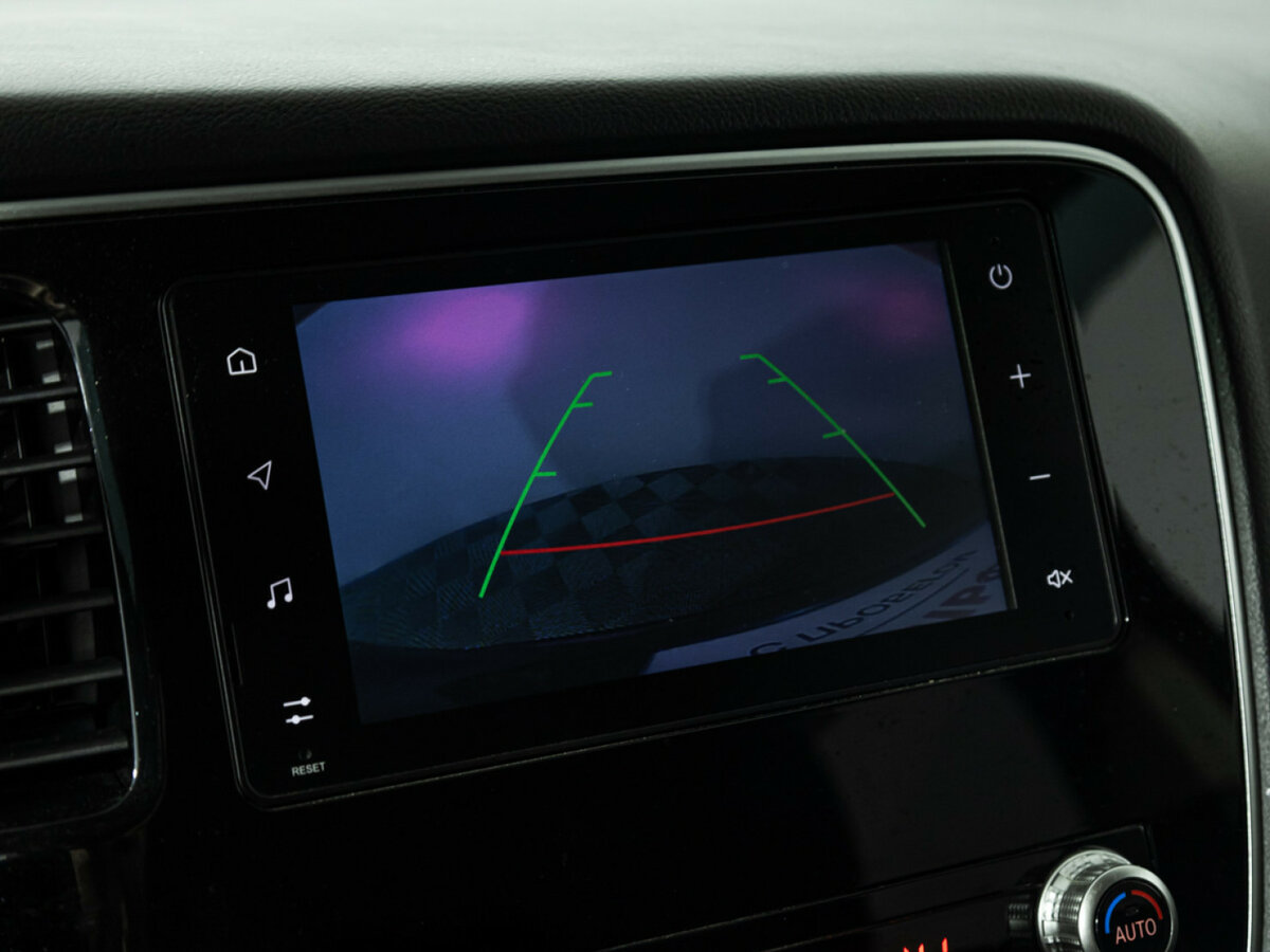 Купить Mitsubishi Outlander с пробегом. Фото: #12