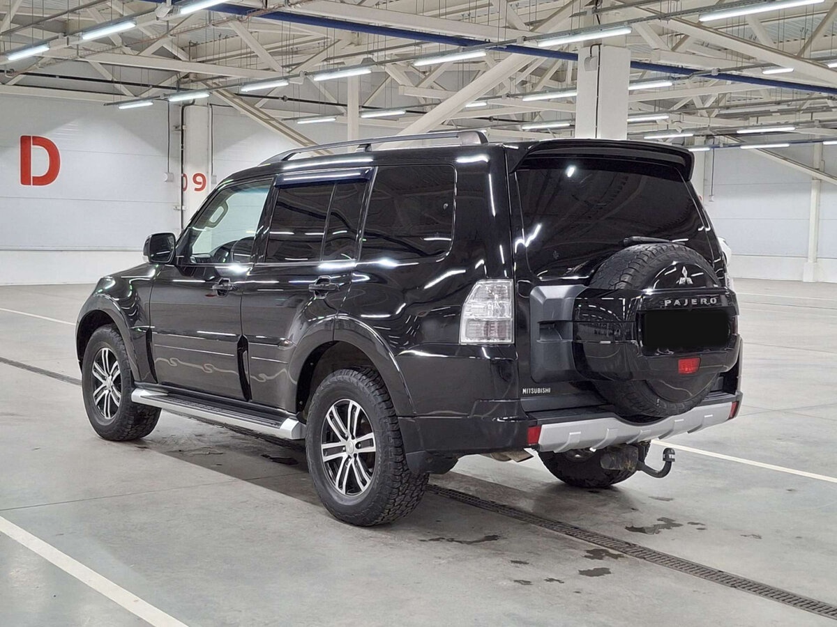 Купить Mitsubishi Pajero с пробегом. Фото: #6