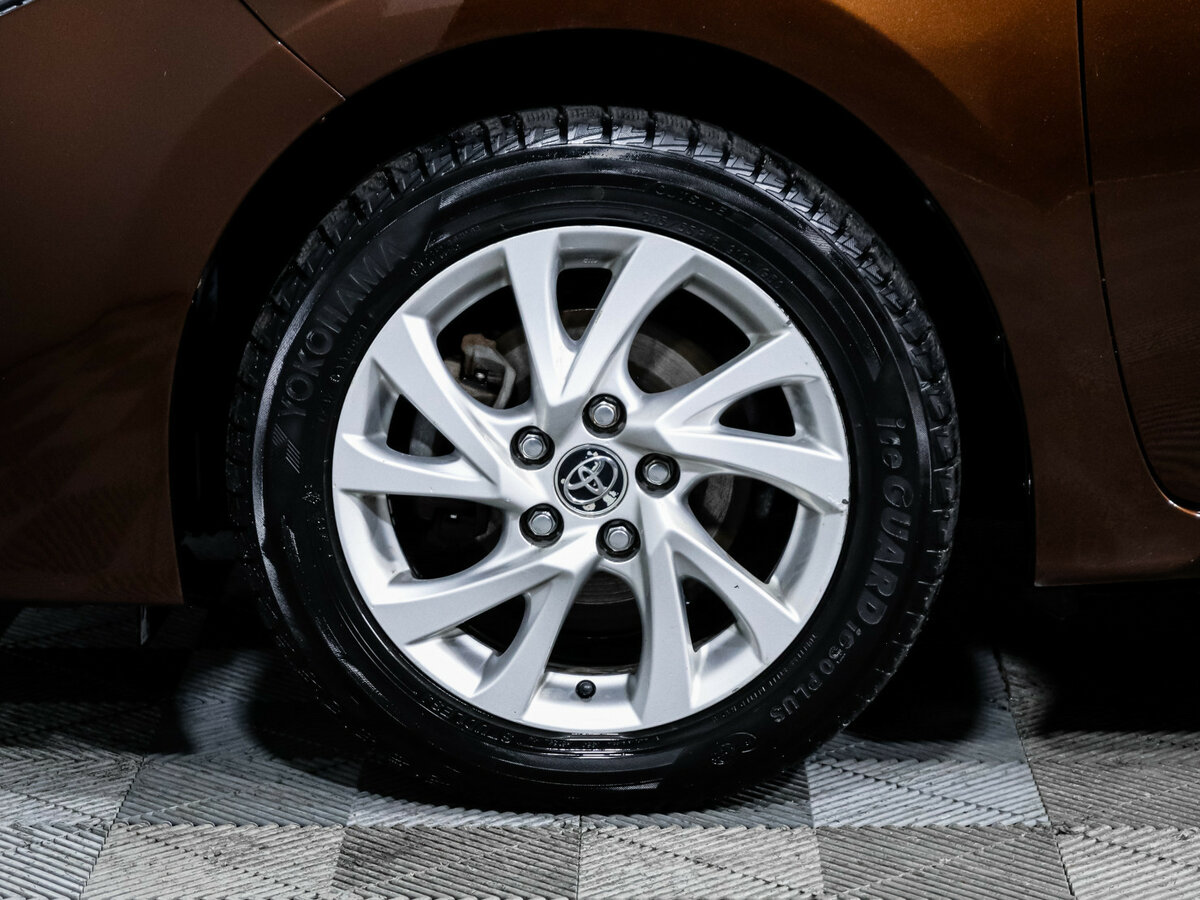 Купить Toyota Corolla с пробегом. Фото: #12