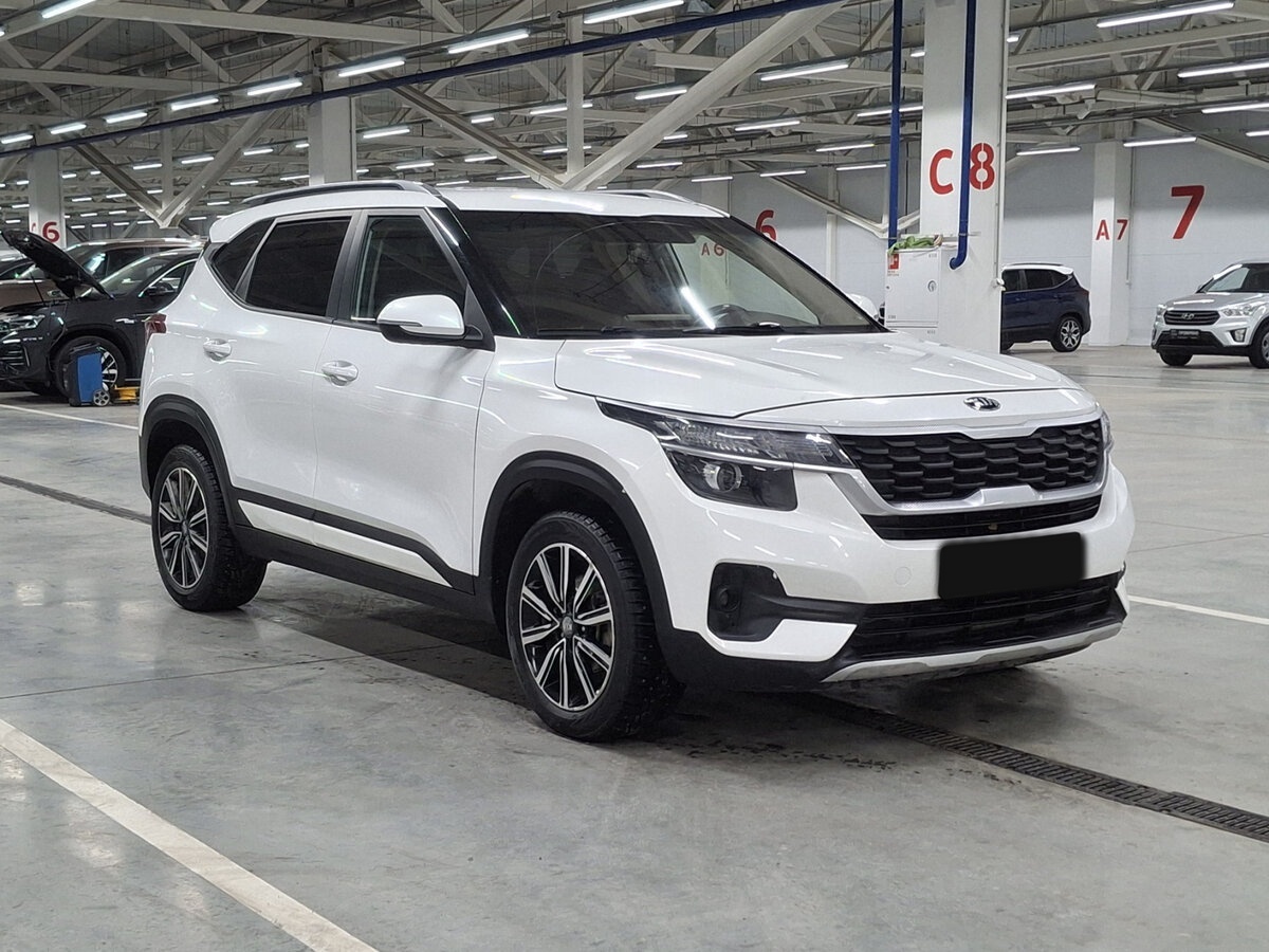 Купить Kia Seltos с пробегом. Фото: #2