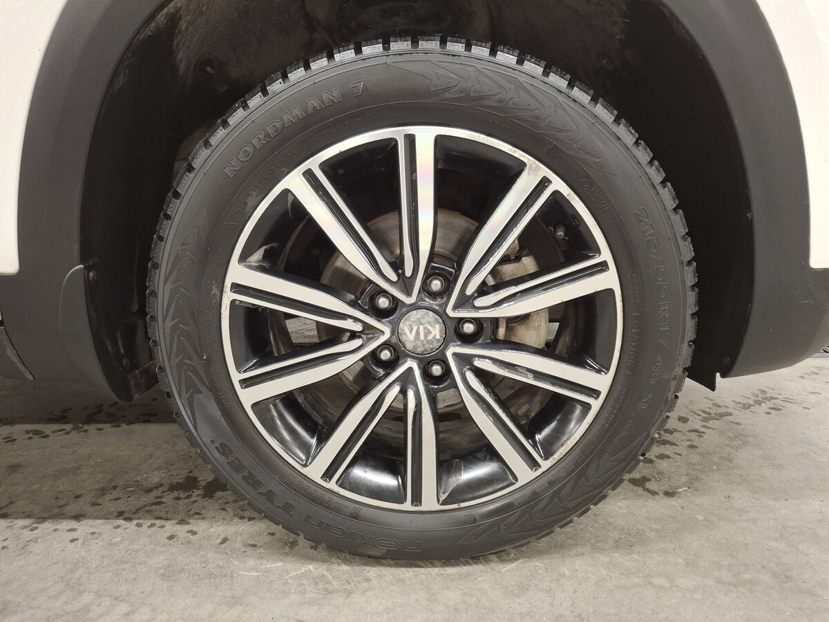 Купить Kia Seltos с пробегом. Фото: #17