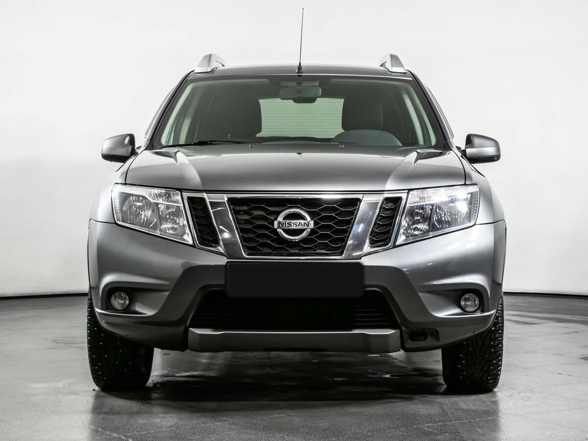 Купить Nissan Terrano с пробегом. Фото: #1