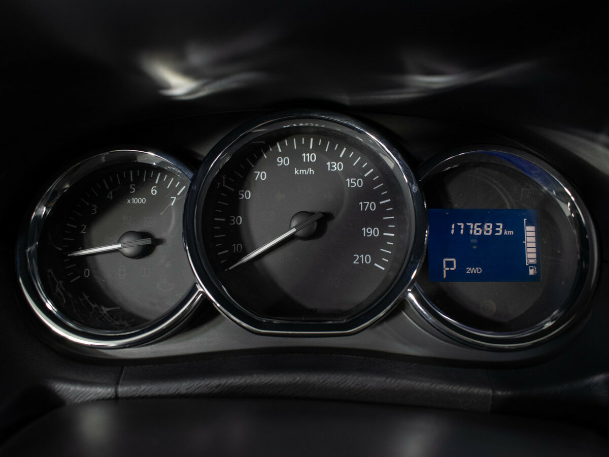 Купить Nissan Terrano с пробегом. Фото: #11