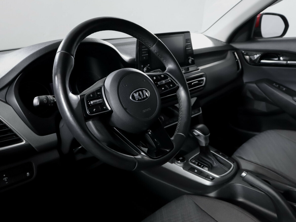 Купить Kia Seltos с пробегом. Фото: #13