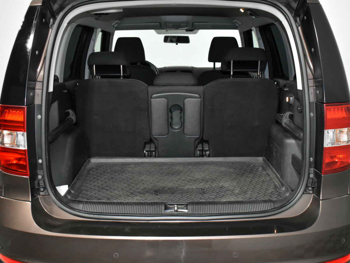 Купить Skoda Yeti с пробегом. Фото: #16