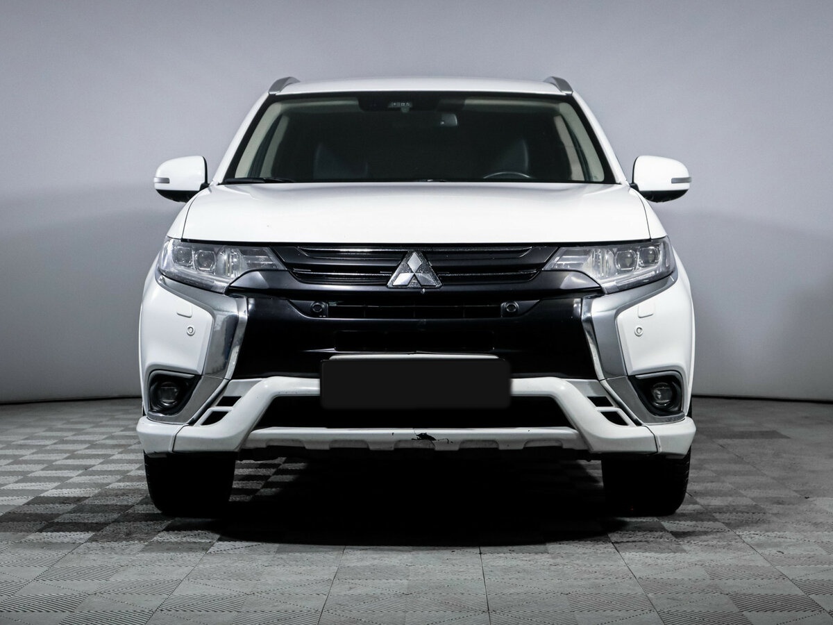 Купить Mitsubishi Outlander с пробегом. Фото: #1