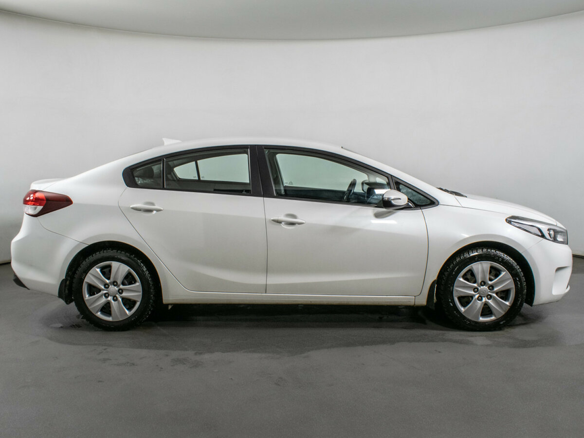 Купить Kia Cerato с пробегом. Фото: #3