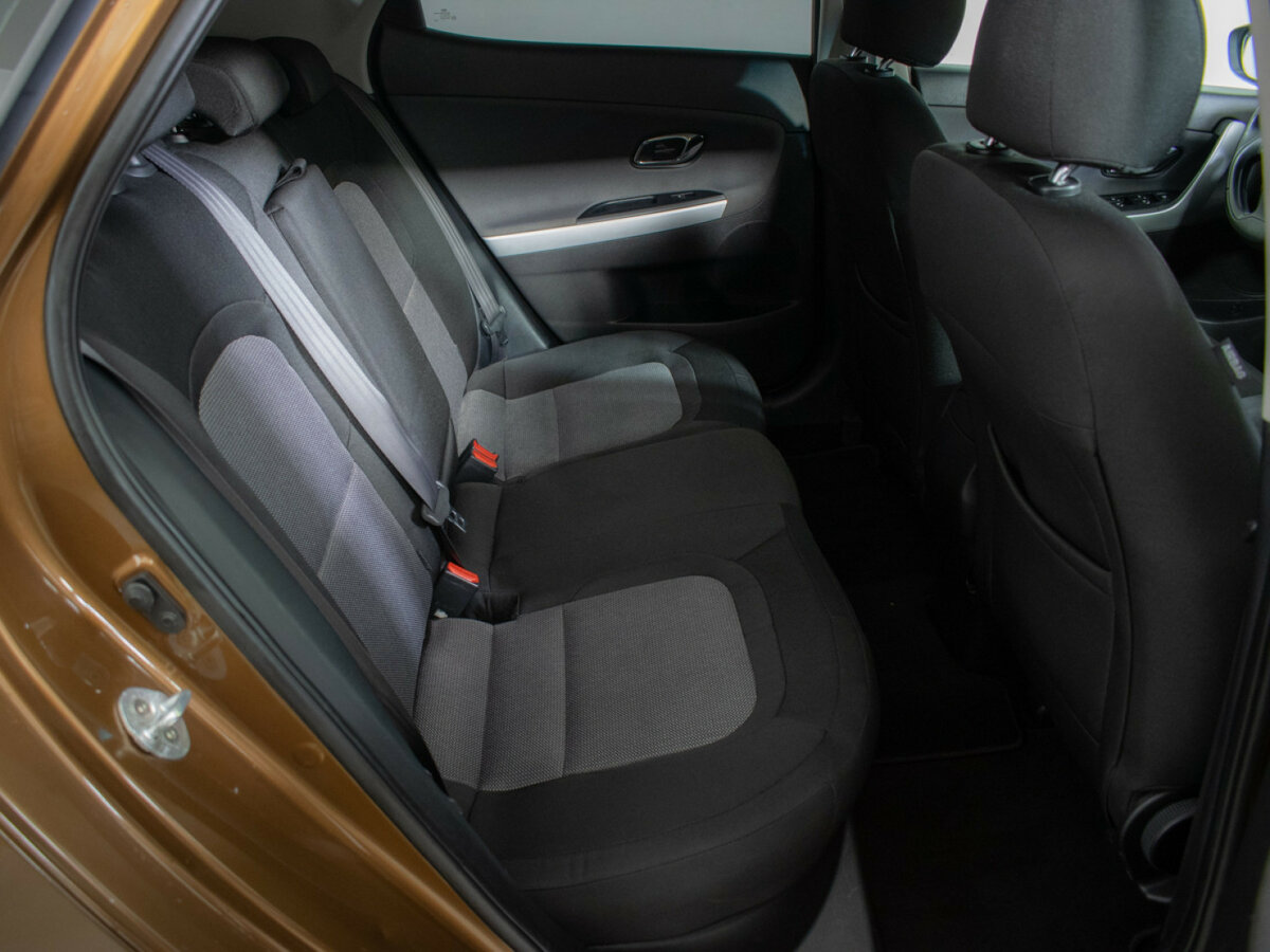 Купить Kia Ceed с пробегом. Фото: #9