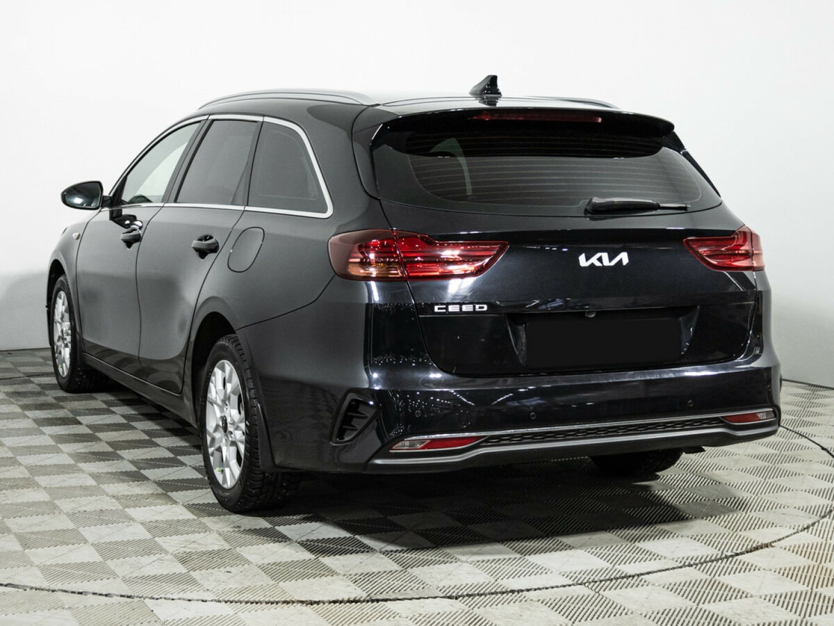 Купить Kia Ceed с пробегом. Фото: #6
