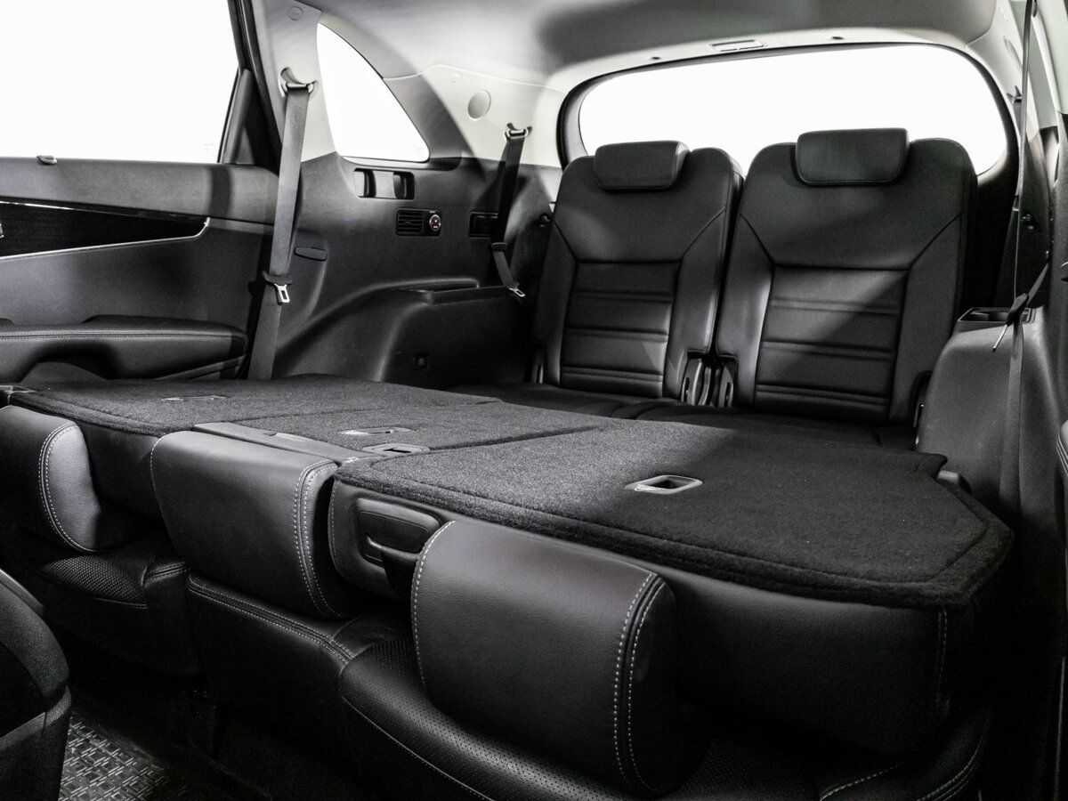Купить Kia Sorento с пробегом. Фото: #24