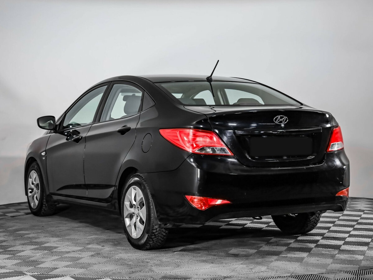 Купить Hyundai Solaris с пробегом. Фото: #6