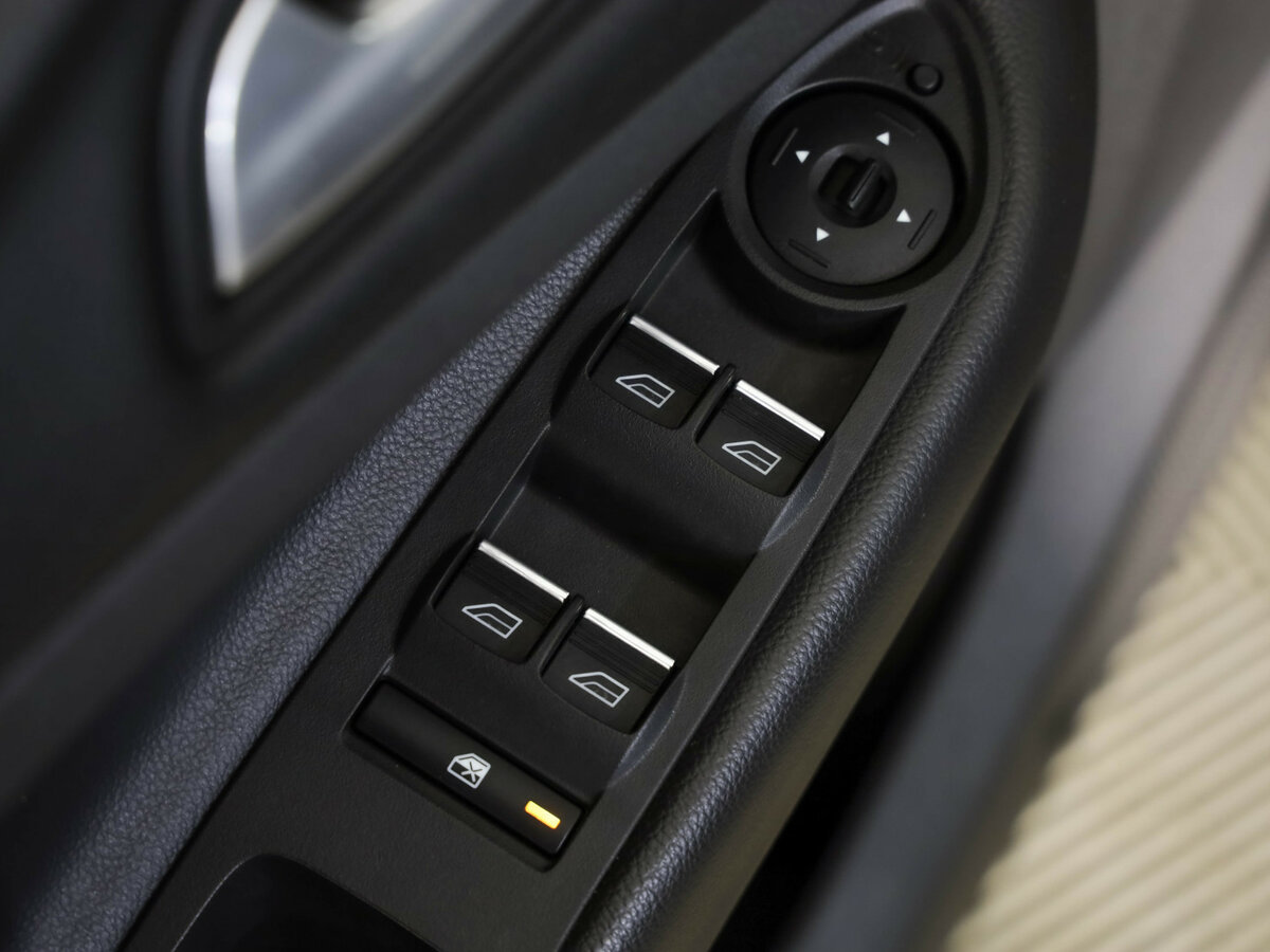 Купить Ford Kuga с пробегом. Фото: #24