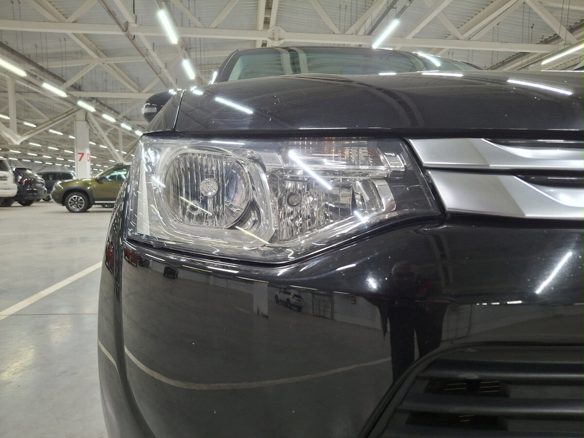 Купить Mitsubishi Outlander с пробегом. Фото: #15
