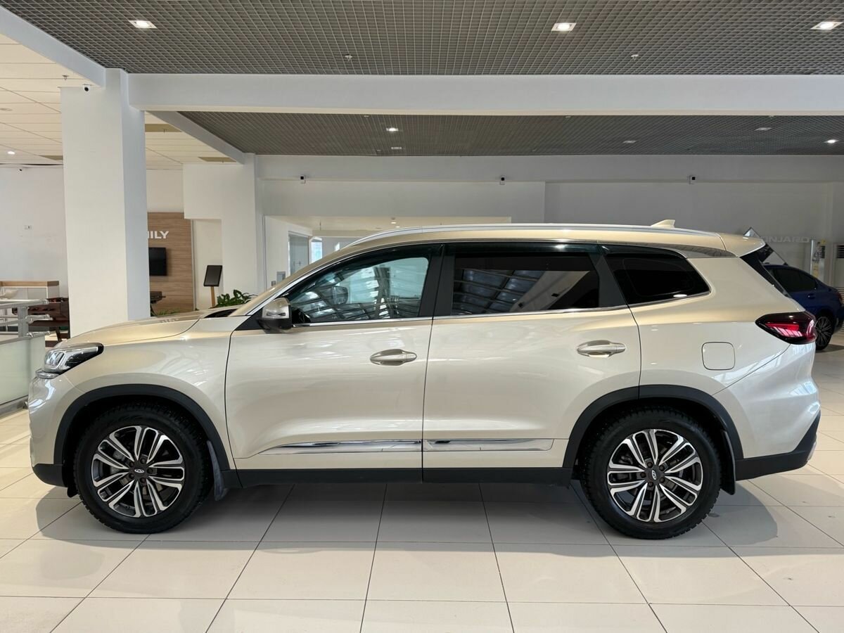 Купить Chery Tiggo 8 с пробегом. Фото: #7