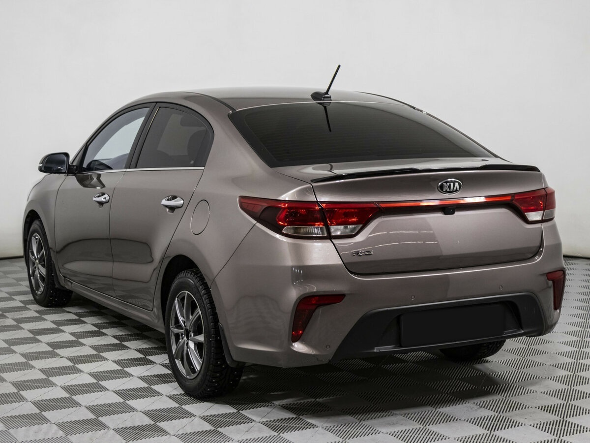 Купить Kia Rio с пробегом. Фото: #5