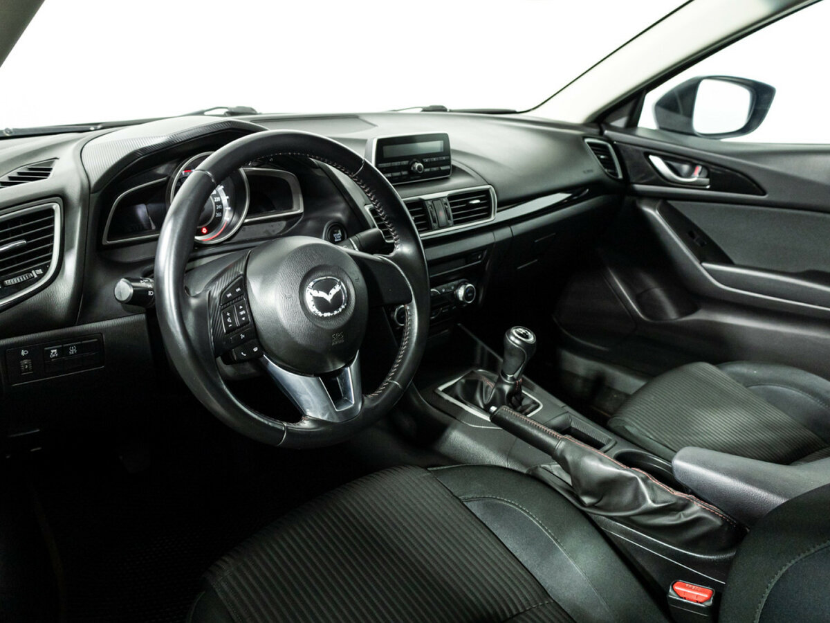 Купить Mazda 3 с пробегом. Фото: #10