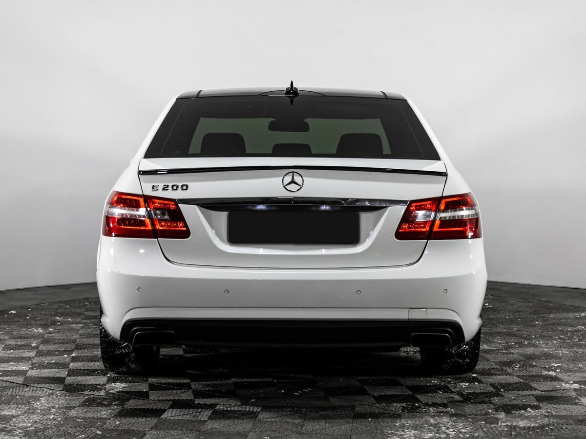 Купить Mercedes-Benz E-Класс с пробегом. Фото: #4