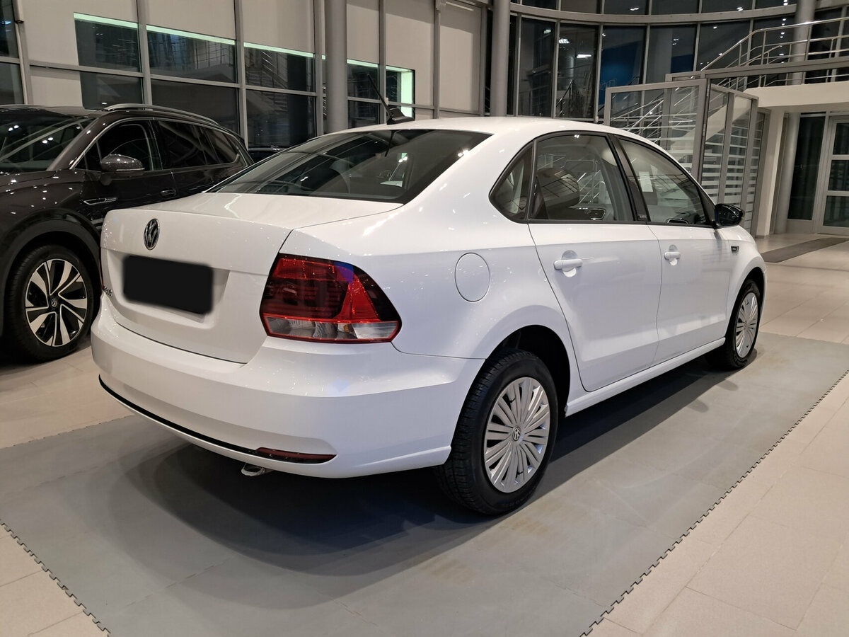 Купить Volkswagen Polo с пробегом. Фото: #4