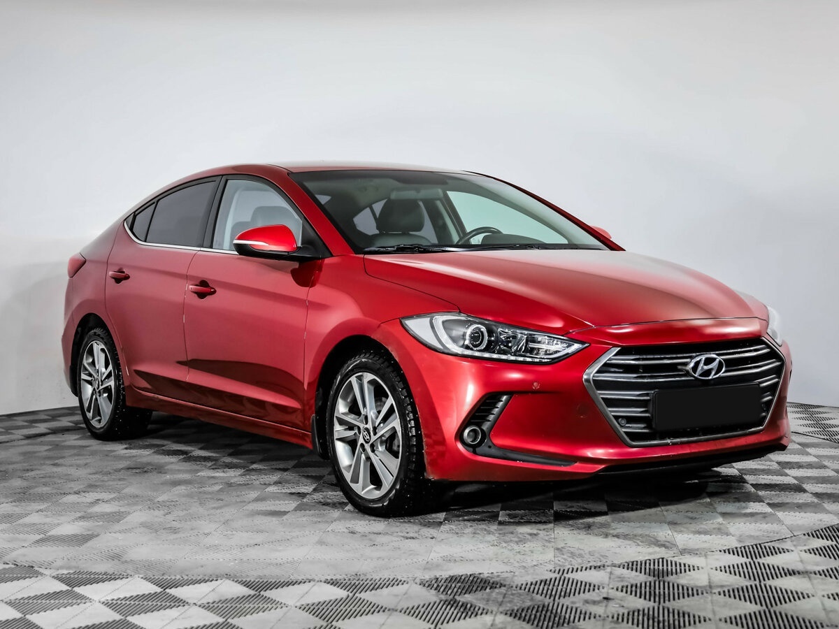 Купить Hyundai Elantra с пробегом. Фото: #2