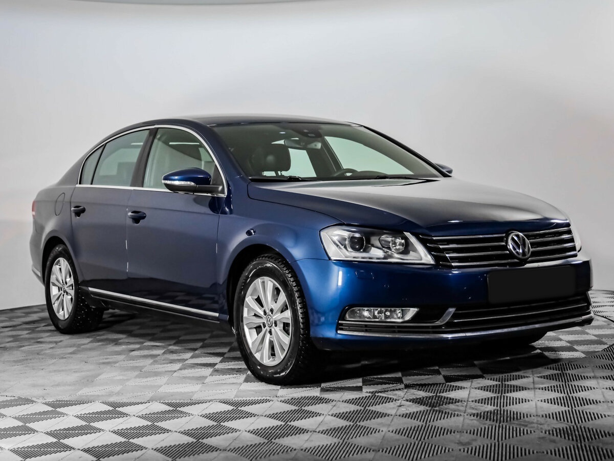 Купить Volkswagen Passat с пробегом. Фото: #2