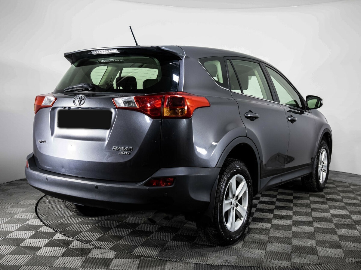 Купить Toyota RAV4 с пробегом. Фото: #4