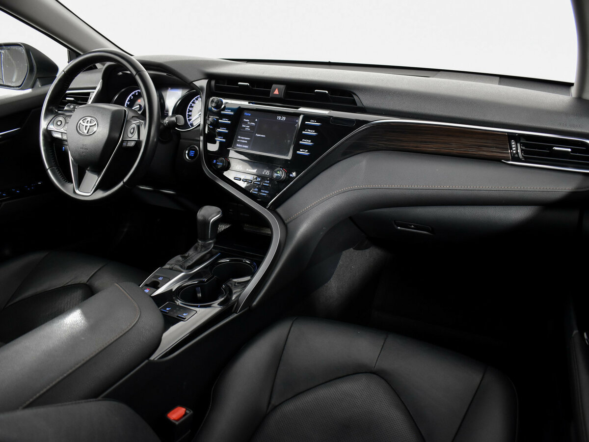 Купить Toyota Camry с пробегом. Фото: #7