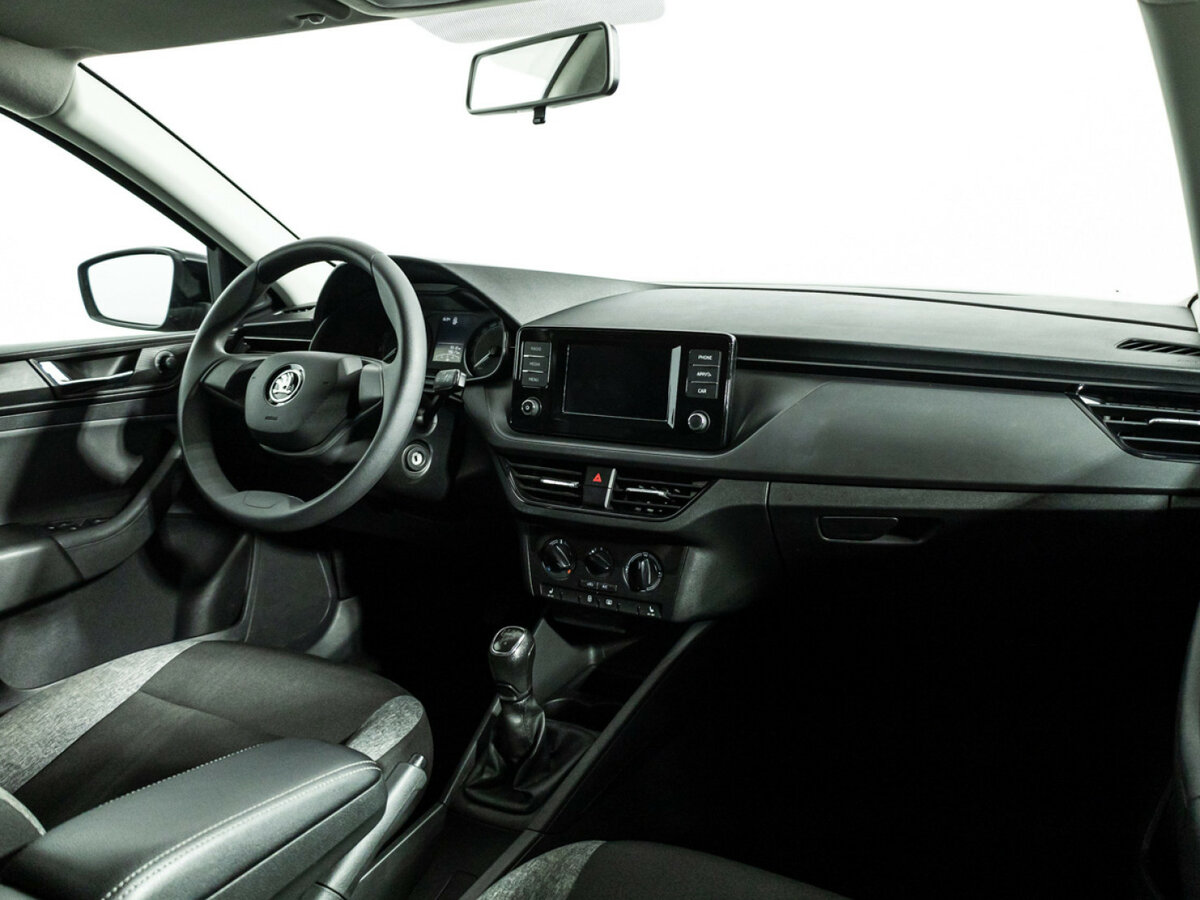 Купить Skoda Rapid с пробегом. Фото: #7