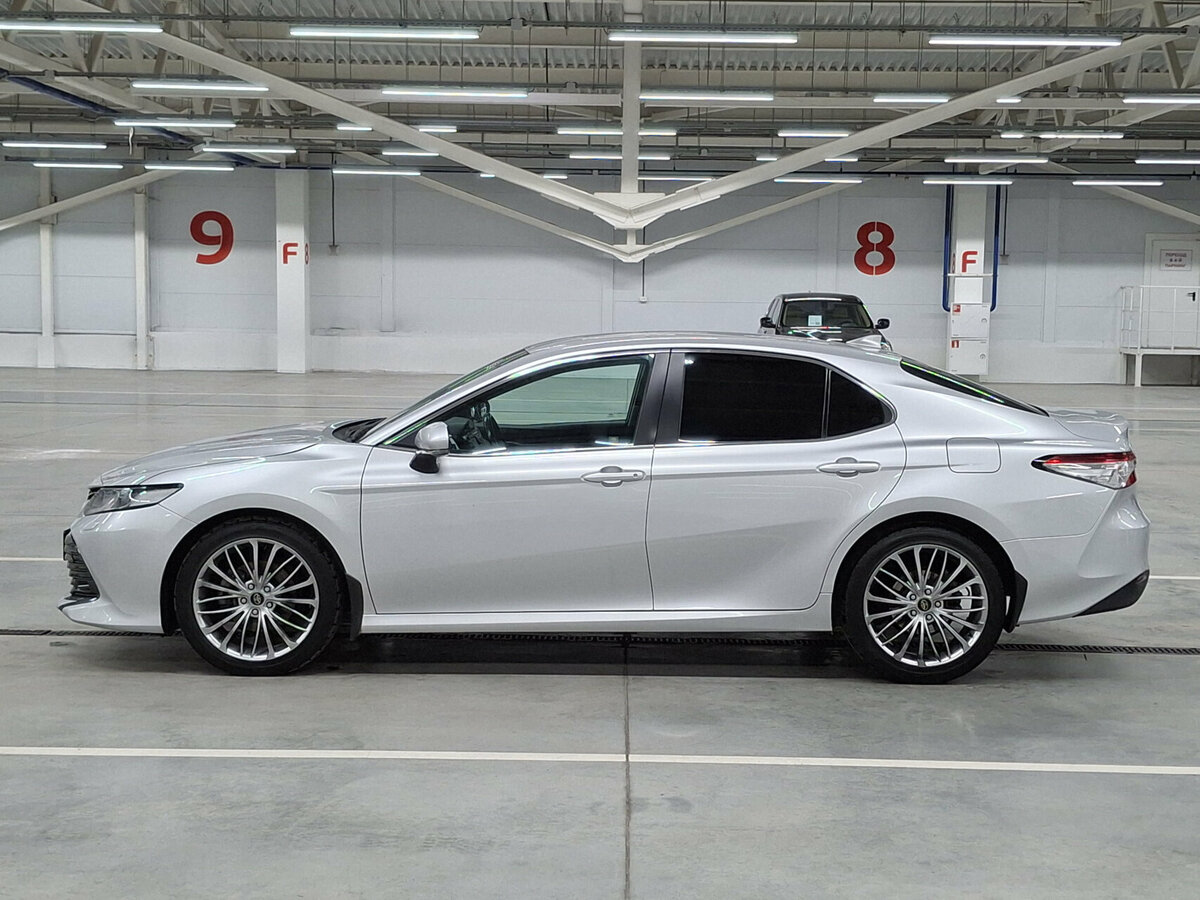 Купить Toyota Camry с пробегом. Фото: #7