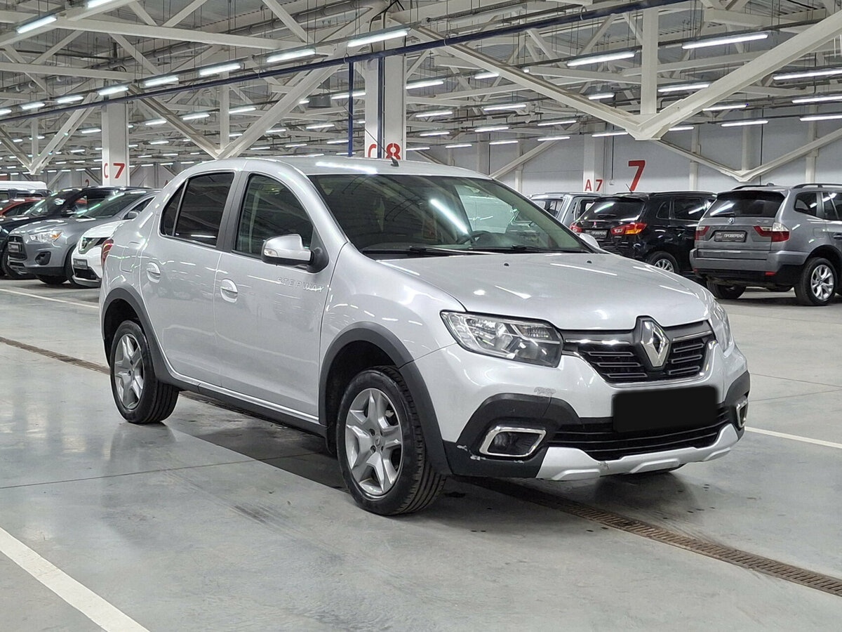 Купить Renault Logan с пробегом. Фото: #2